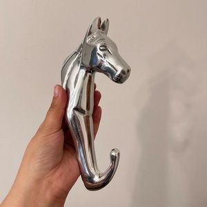cast aluminum horse head wall hook